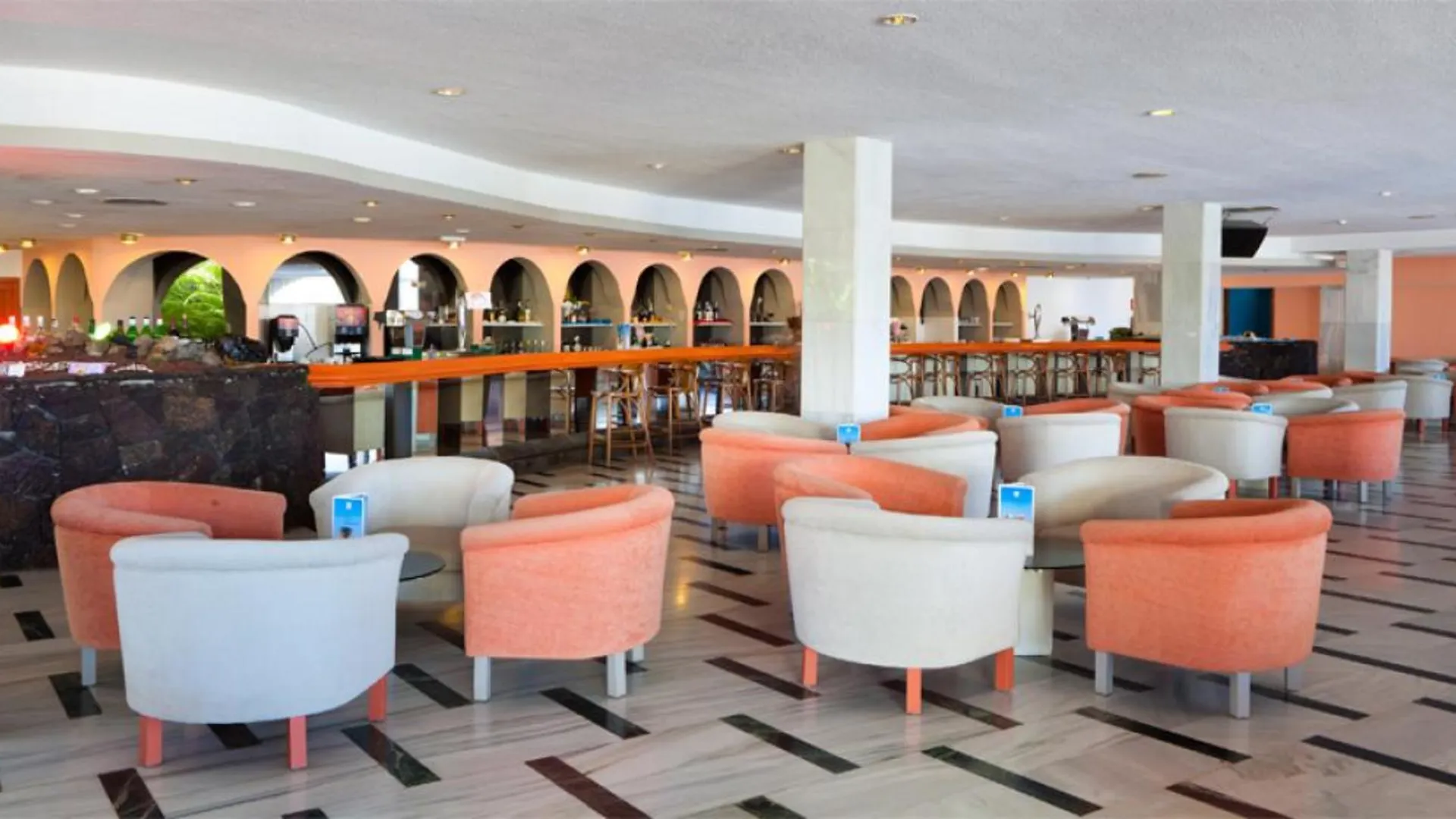 **** Hotel Elba Premium Suites - Adults Only Playa Blanca  Španělsko