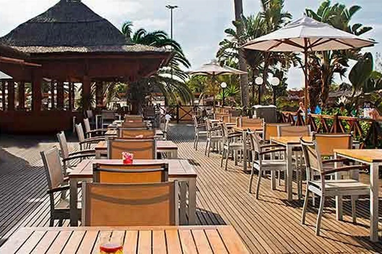 Elba Premium Suites - Adults Only Playa Blanca  4*, Playa Blanca (Lanzarote) Španělsko